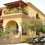 בית הארחה Acquamarina אוריסטאנו
